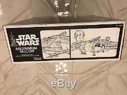 Nouveautés Star Wars Hasbro Collection Vintage Millenium Falcon Tru Exclusive
