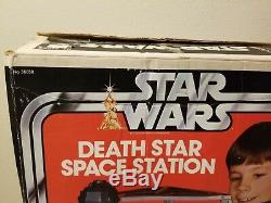 Star Wars Death Star Nice Shape C9 Complet Avec Boîte Original 1979 Vintage