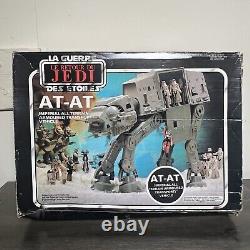 Star Wars Kenner AT-AT Walker vintage dans sa boîte d'origine en excellent état, RARE.