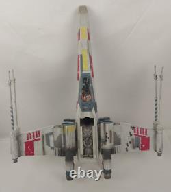 Star Wars La collection Vintage Le chasseur X-Wing de Luke Skywalker en boîte