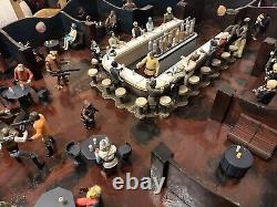 Star Wars Mos Eisley Cantina Maquette Complète et Figurines Diorama Collection Vintage