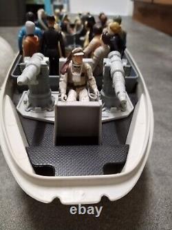 Star Wars Vaisseau de Transport Rebelle Vintage Kenner 1982 avec 32 Figurines Originales