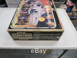 Véhicule Falcon Vintage Kenner Star Wars Esb Millenium Falcon Complet Avec Box