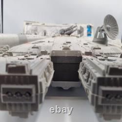 Vintage 1995 Boîte Kenner Star Wars Millenium Falcon Électronique Guerre Stellari