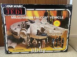 Vintage Millennium Falcon Star Wars Rotj Complet Avec Boîte Et Instructions