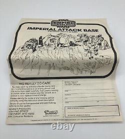 Vintage Star Wars Imperial Attack Base Entièrement Complète Avec Des Inserts De Boîte