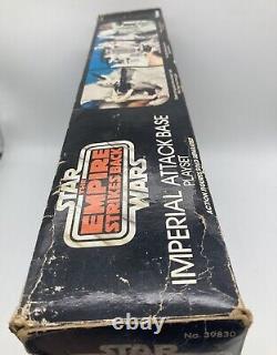 Vintage Star Wars Imperial Attack Base Entièrement Complète Avec Des Inserts De Boîte