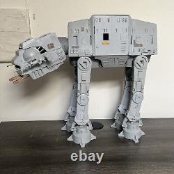 Vintage Star Wars Kenner AT-AT Walker dans sa boîte d'origine en excellent état RARE