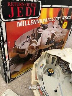 Vintage Star Wars Millenium Falcon, Son Travail / Boîte Et Les Instructions! Vgc