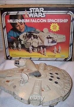 Vintage Star Wars Millennium Falcon Avec Boîte! 1979 Complet, Beau