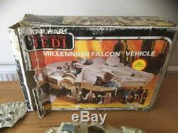 Vintage Star Wars Millennium Falcon Rotj Complet Et Avec Boîte D'origine